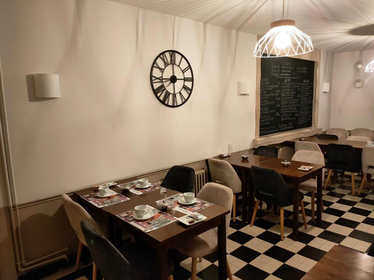 Hotel Au Lion d'or à Saint-Pol-sur-Ternoise Extérieur photo
