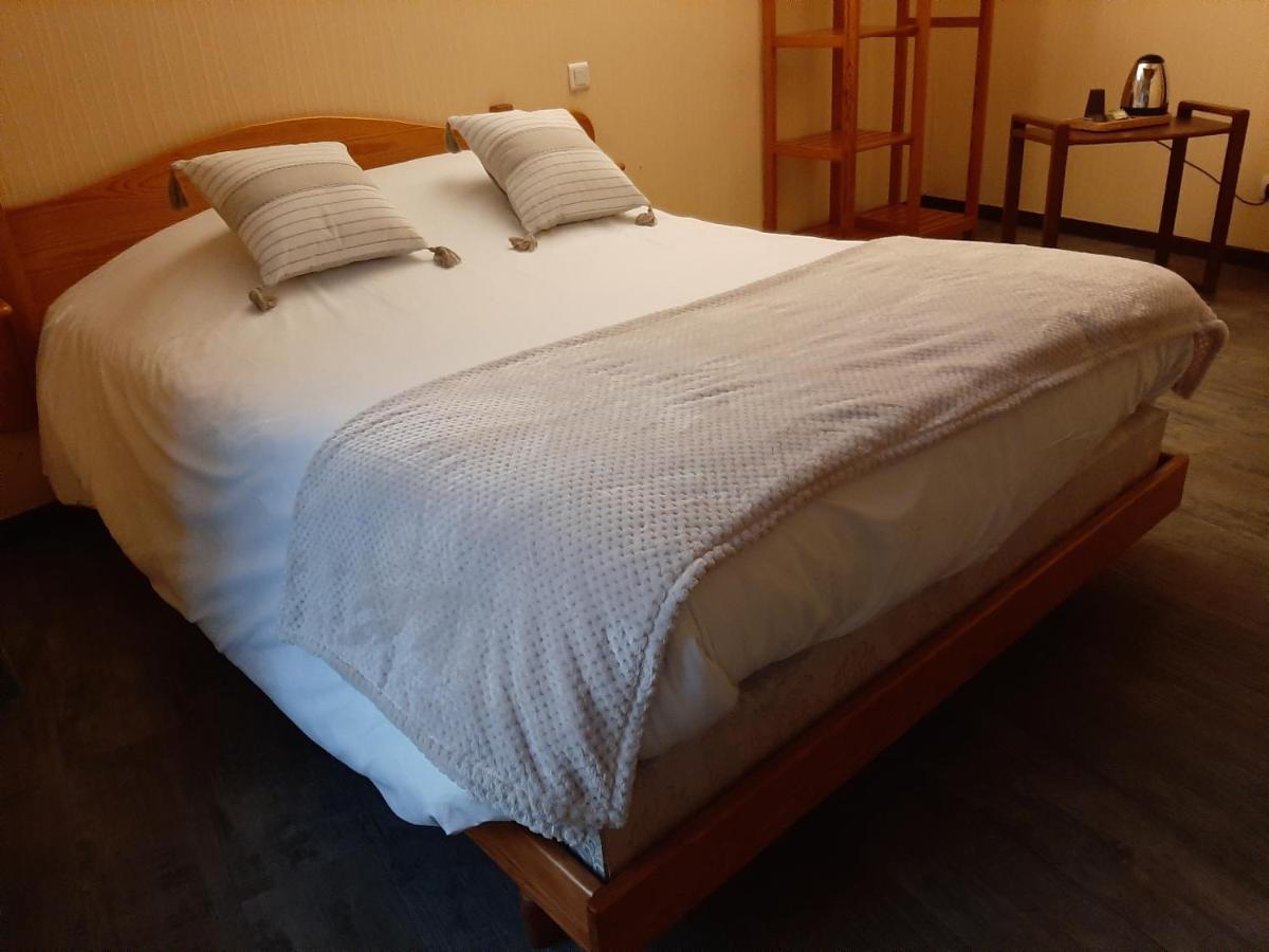 Hotel Au Lion d'or à Saint-Pol-sur-Ternoise Extérieur photo